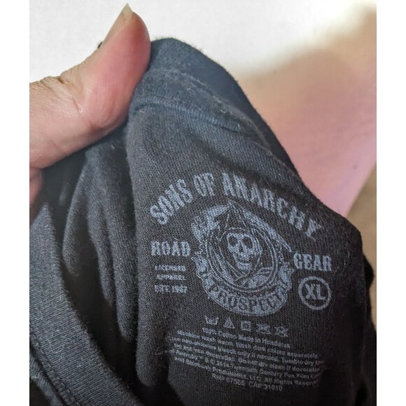 Sons Of Anarchy Gothic Long Sleeve Shirt With Rose Accents - Picture 3 of 5